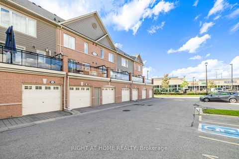 Photo 25 at 9 - 15943 Bayview Avenue, Bayview Northeast, Aurora
