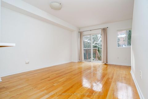 Photo 6 at 58A Poulett Street, Moss Park, Toronto