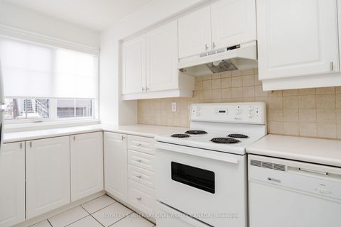 Photo 12 at 58A Poulett Street, Moss Park, Toronto