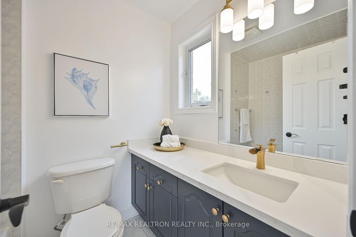 Photo 35 at 6 Renberg Drive, Cachet, Markham