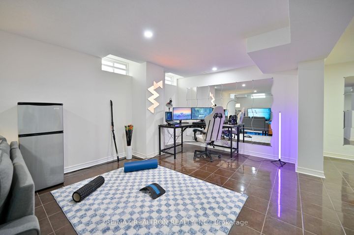 Photo 43 at 6 Renberg Drive, Cachet, Markham