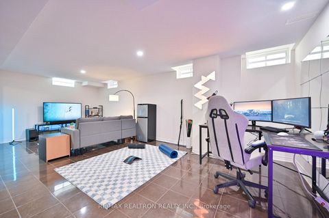Photo 41 at 6 Renberg Drive, Cachet, Markham