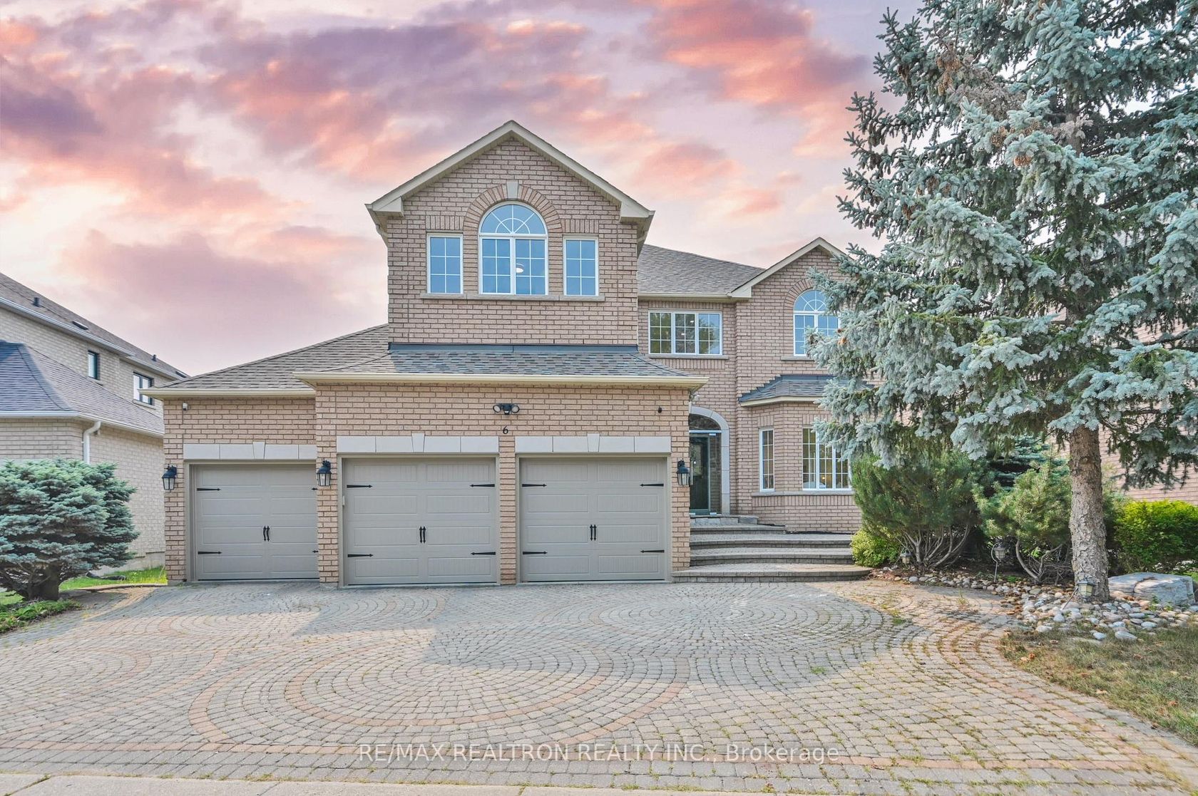 6 Renberg Drive, Cachet, Markham 2