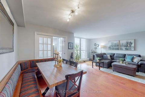 Photo 7 at 215 - 35 Ormskirk Avenue, Swansea, Toronto