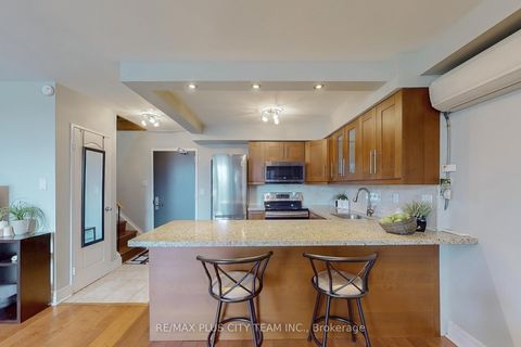 Photo 12 at 215 - 35 Ormskirk Avenue, Swansea, Toronto