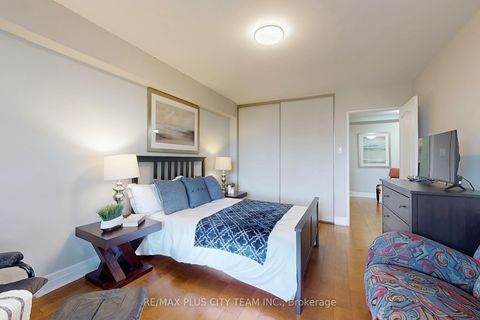 Photo 22 at 215 - 35 Ormskirk Avenue, Swansea, Toronto