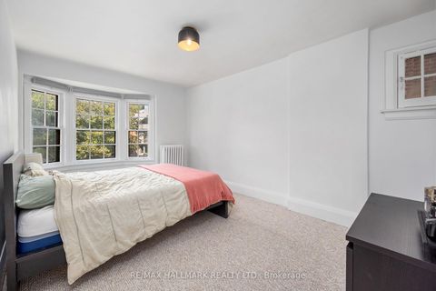Photo 21 at 33 Austin Terrace, Casa Loma, Toronto