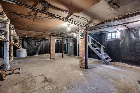 Photo 29 at 33 Austin Terrace, Casa Loma, Toronto