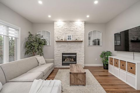 Photo 6 at 2126 Springdale Road, WM Westmount, Oakville