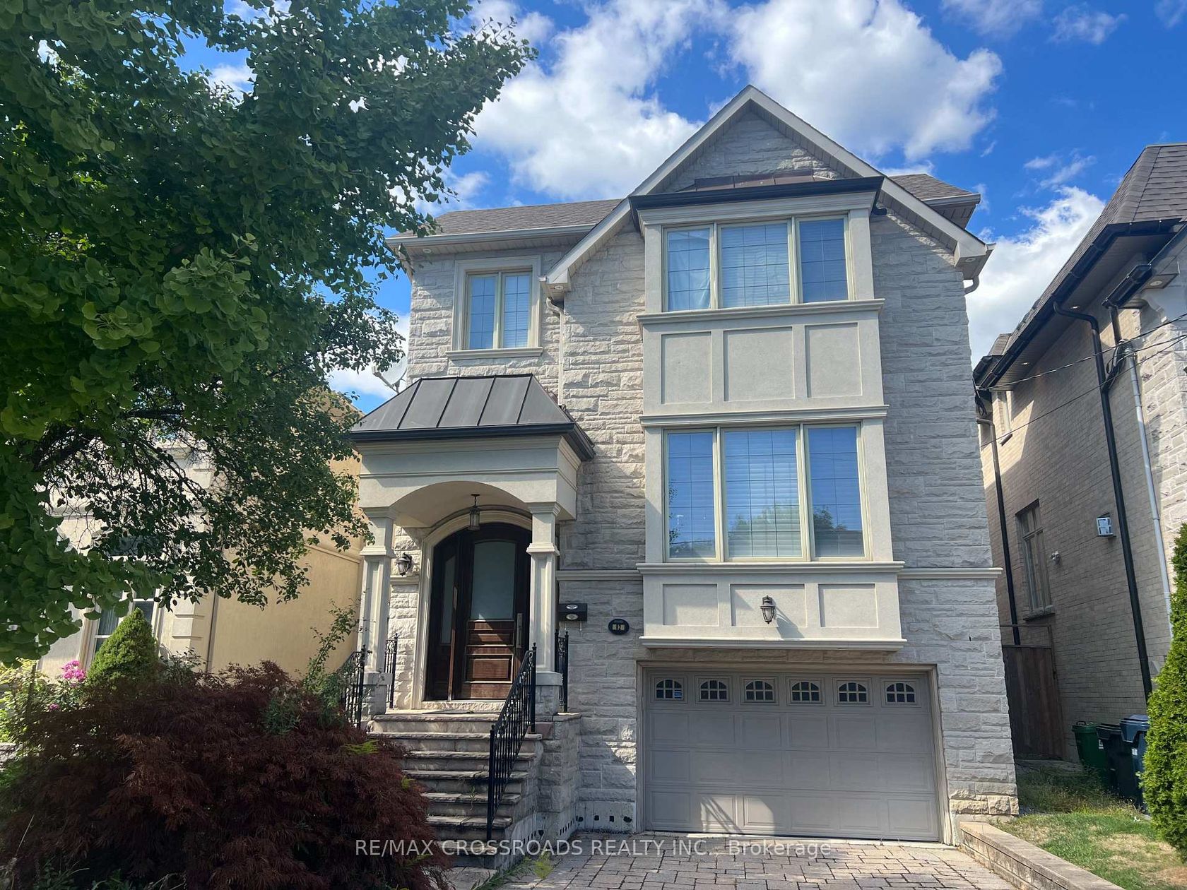 82 Holmes Avenue, Willowdale East, Toronto 
