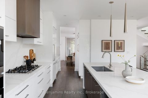 Photo 13 at 6 Ashall Boulevard, Parkview, Toronto