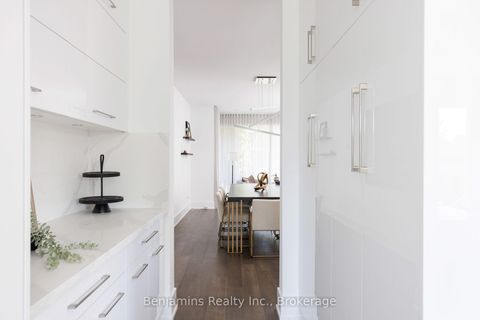 Photo 14 at 6 Ashall Boulevard, Parkview, Toronto