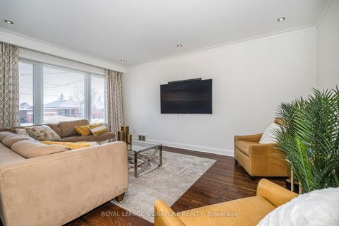 Photo 5 at 136 Regina Avenue, Lawrence, Toronto