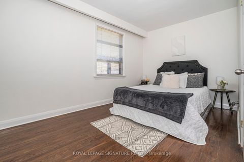 Photo 17 at 136 Regina Avenue, Lawrence, Toronto