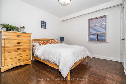 Photo 18 at 136 Regina Avenue, Lawrence, Toronto