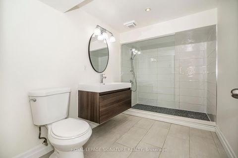 Photo 30 at 136 Regina Avenue, Lawrence, Toronto