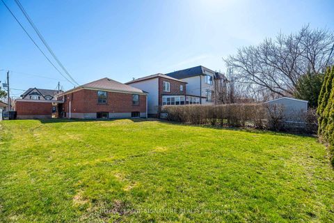 Photo 34 at 136 Regina Avenue, Lawrence, Toronto
