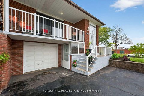 Photo 3 at 100 Andrew Park, West Woodbridge, Vaughan Photo 3 at 100 Andrew Park, West Woodbridge, Vaughan