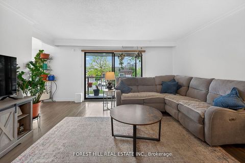 Photo 7 at 100 Andrew Park, West Woodbridge, Vaughan