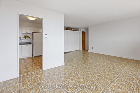 Photo 8 at 2006 - 3390 Weston Road, Humbermede, Toronto