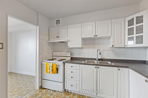 Photo 9 at 2006 - 3390 Weston Road, Humbermede, Toronto
