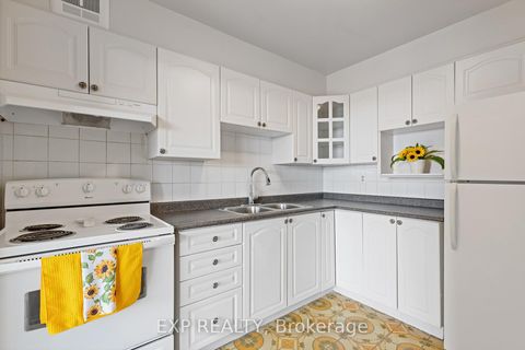 Photo 11 at 2006 - 3390 Weston Road, Humbermede, Toronto