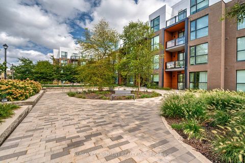 Photo 2 at 119 - 168 Sabina Drive, GO Glenorchy, Oakville