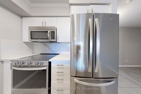 Photo 11 at 413 - 61 Heintzman Street, Junction Area, Toronto