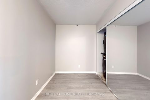 Photo 17 at 413 - 61 Heintzman Street, Junction Area, Toronto