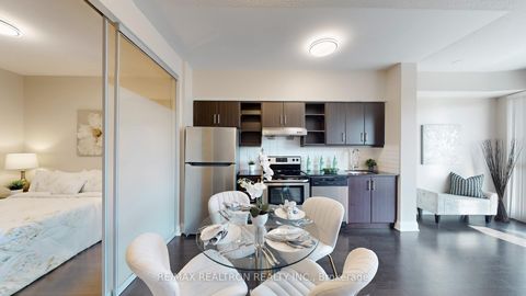 Photo 7 at 303 - 160 Vanderhoof Avenue, Thorncliffe Park, Toronto