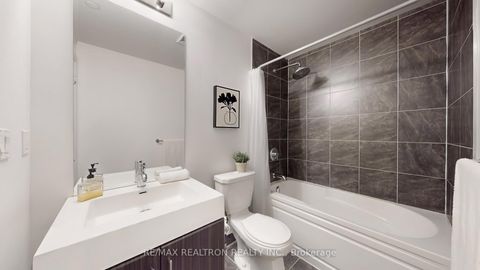 Photo 10 at 303 - 160 Vanderhoof Avenue, Thorncliffe Park, Toronto
