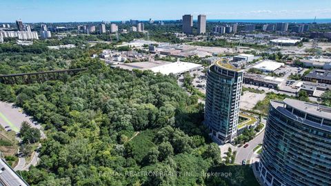 Photo 20 at 303 - 160 Vanderhoof Avenue, Thorncliffe Park, Toronto