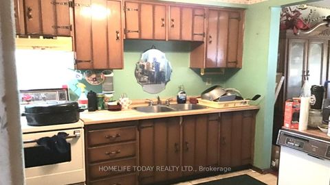 Photo 6 at 71 - 29 Fundy Bay Boulevard, Steeles, Toronto