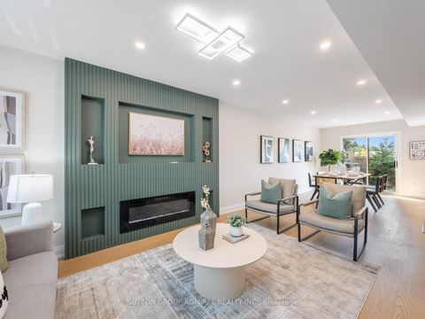 Photo 7 at 42 - 765 Oklahoma Drive, West Shore, Pickering