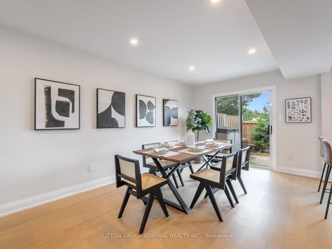 Photo 8 at 42 - 765 Oklahoma Drive, West Shore, Pickering