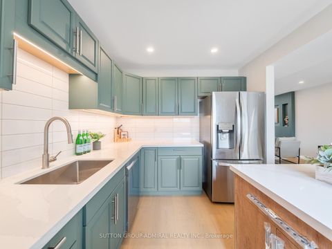 Photo 15 at 42 - 765 Oklahoma Drive, West Shore, Pickering