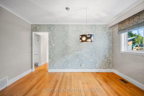 Photo 10 at 149 Greyabbey Trail, Guildwood, Toronto