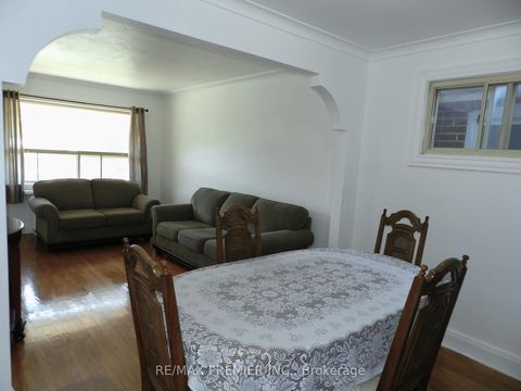 Photo 3 at 74 Schell Avenue, Belgravia, Toronto