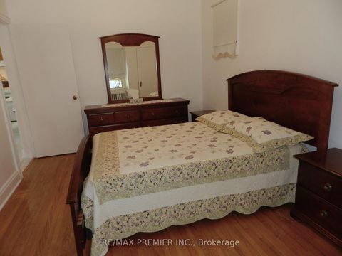 Photo 8 at 74 Schell Avenue, Belgravia, Toronto