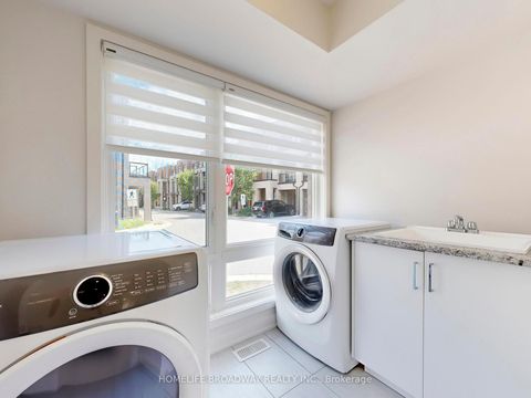 Photo 24 at 166 Pageant Avenue, Vellore Village, Vaughan