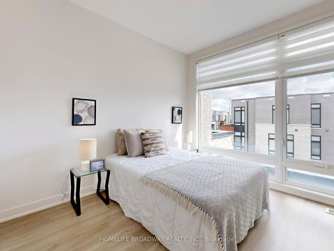 Photo 29 at 166 Pageant Avenue, Vellore Village, Vaughan