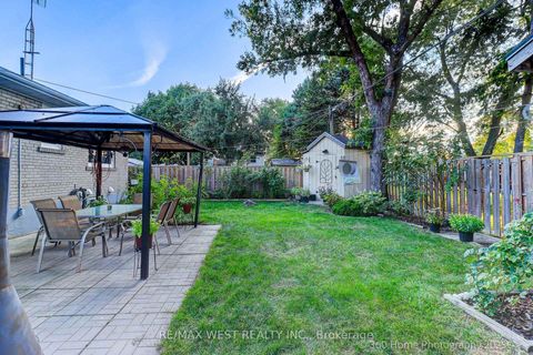 Photo 22 at 152 Benjamin Boulevard, Kennedy Park, Toronto