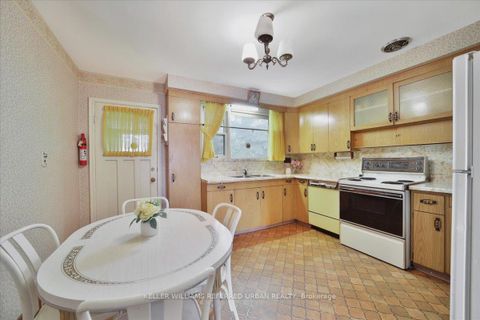 Photo 11 at 354 Betty Ann Drive, Willowdale West, Toronto