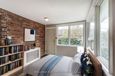 Photo 15 at 312 Seaton Street, Moss Park, Toronto