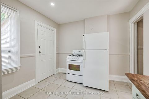 Photo 4 at 1058 Woodbine Avenue, Danforth, Toronto