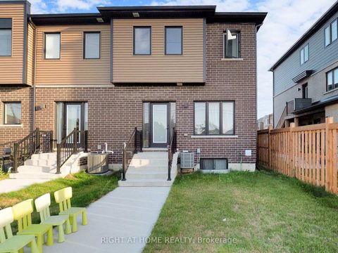 Photo 13 at 33 Pumpkin Corner Crescent, Shore, Barrie