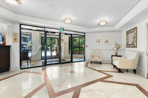 Photo 2 at 802 - 1 Lomond Drive, City Centre West, Toronto
