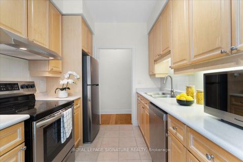 Photo 8 at 802 - 1 Lomond Drive, City Centre West, Toronto