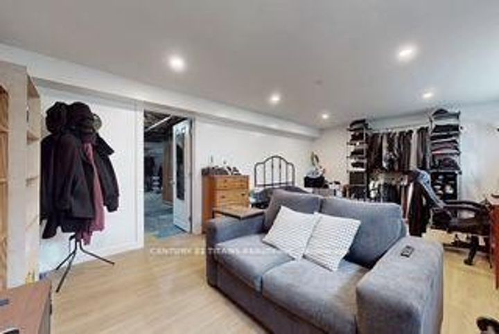 Photo 27 at 2335 Bostock Crescent, Clarkson, Mississauga