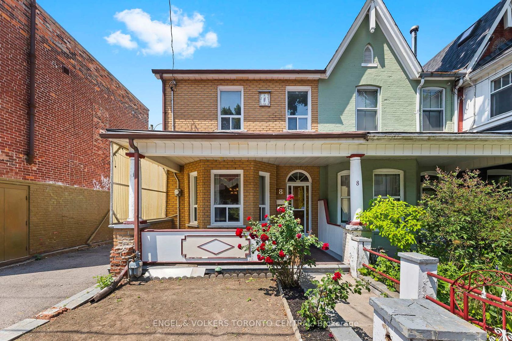 8 Brookfield Street, Bellwoods, Toronto 
